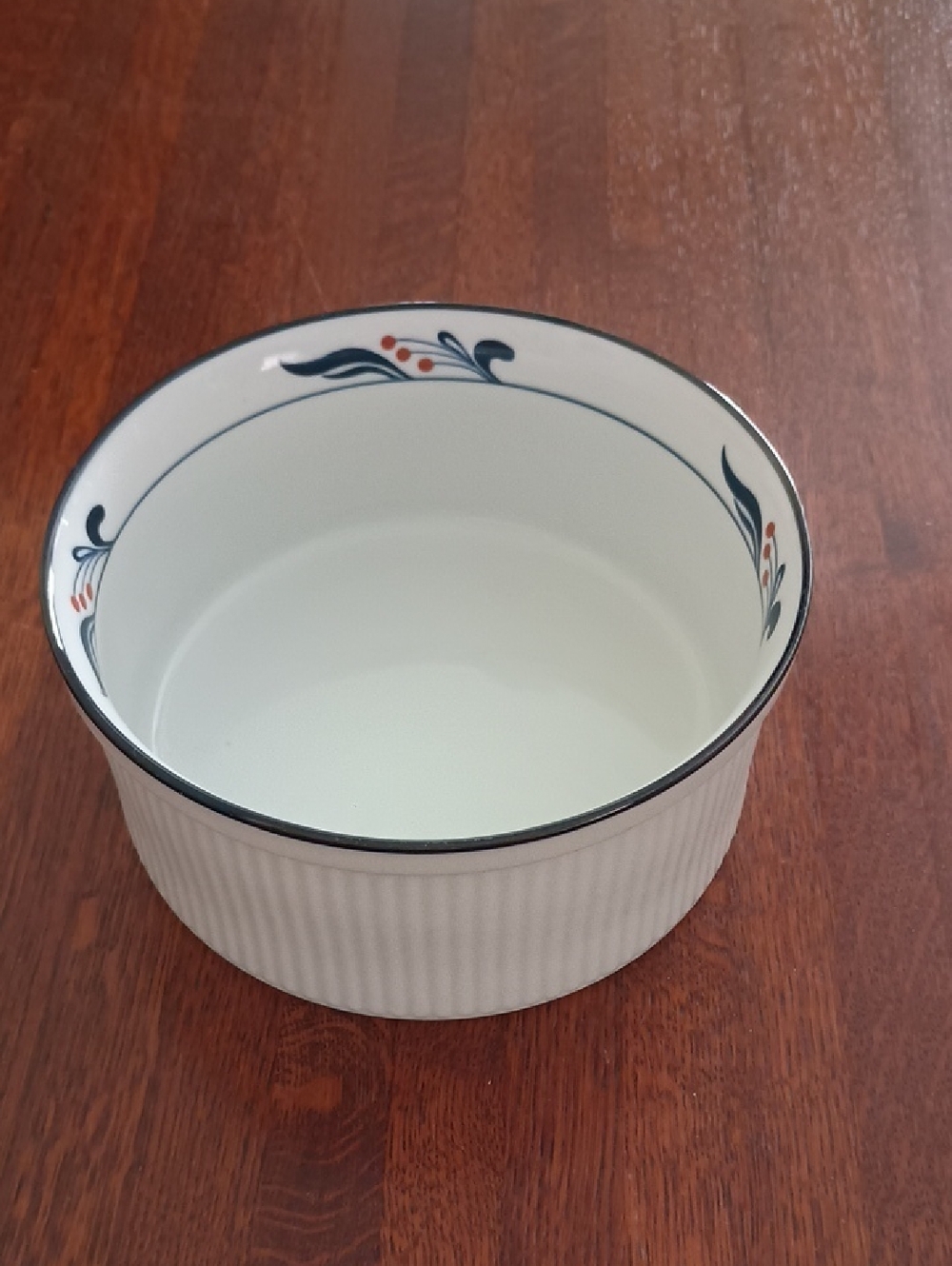 Dansk Bistro Maribo Ceramic Souffle Baking Serving Bowl  8¼"dia. b550